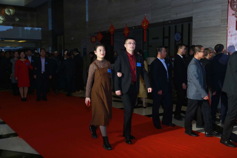 “凝心聚力 ·砥礪前行”— 龍港集團(tuán)2020新春年會(huì)完美收官！