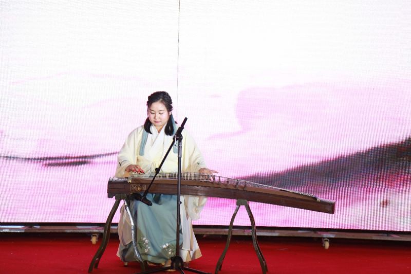 “凝心聚力 ·砥礪前行”— 龍港集團(tuán)2020新春年會(huì)完美收官！