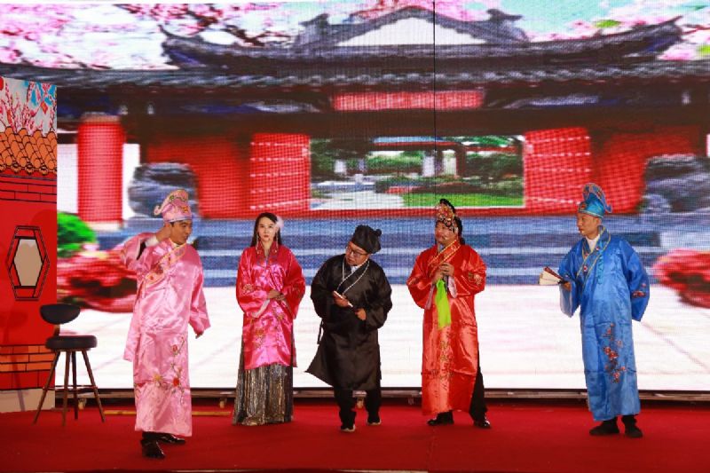 “凝心聚力 ·砥礪前行”— 龍港集團(tuán)2020新春年會(huì)完美收官！
