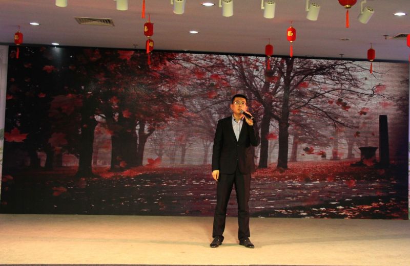 不忘初心 衷愫韶華——龍港集團(tuán)迎新春文化盛宴震撼來襲！